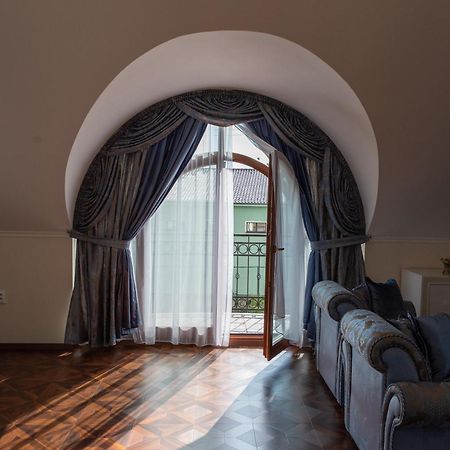 Hotel Viliam Frano Nitra Exteriér fotografie