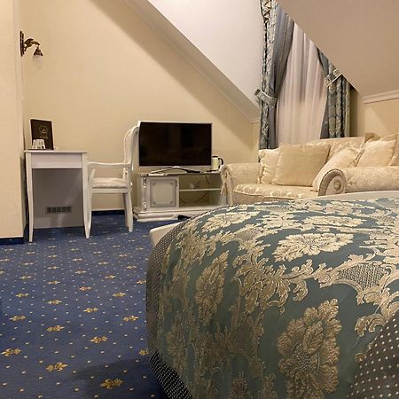Hotel Viliam Frano Nitra Exteriér fotografie