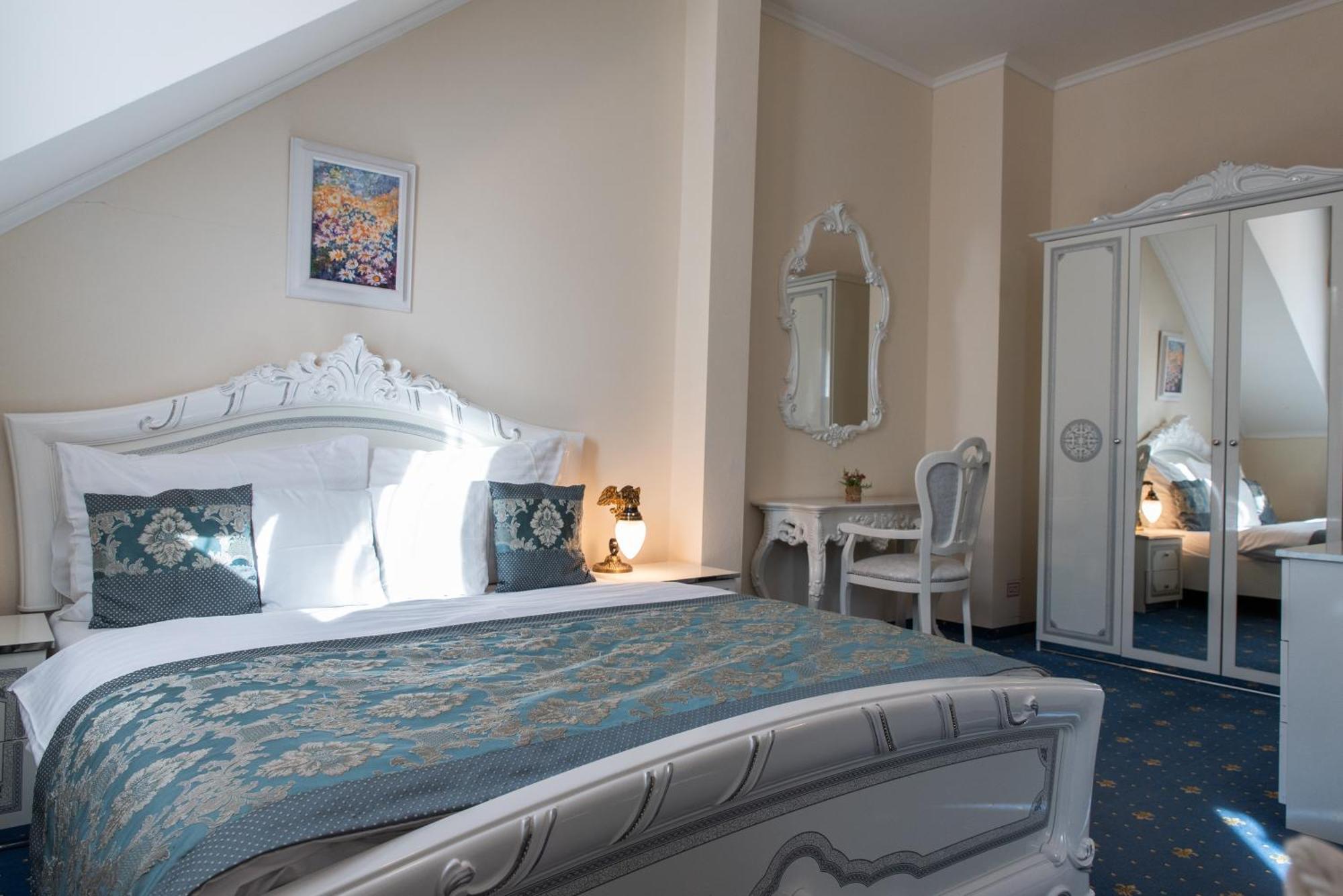 Hotel Viliam Frano Nitra Exteriér fotografie