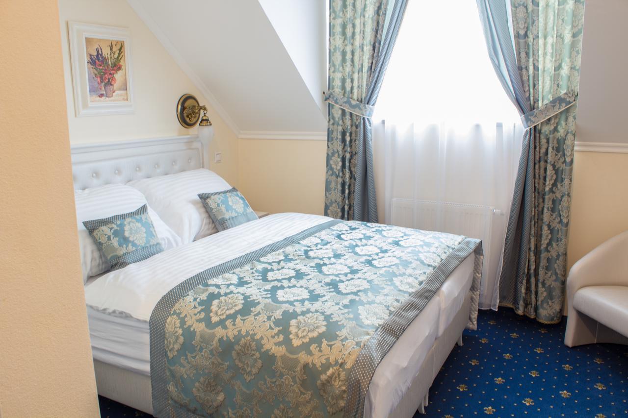 Hotel Viliam Frano Nitra Exteriér fotografie