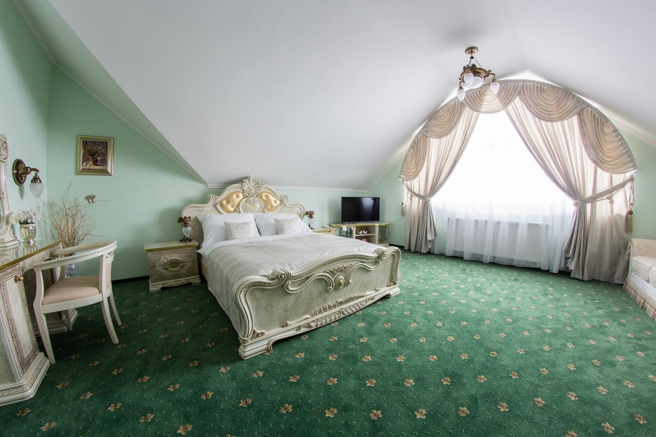 Hotel Viliam Frano Nitra Exteriér fotografie