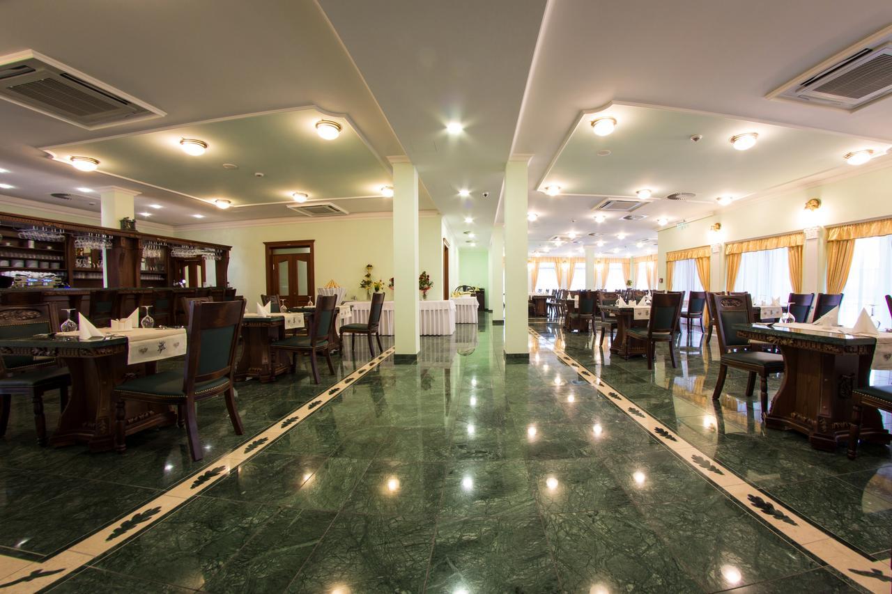 Hotel Viliam Frano Nitra Exteriér fotografie