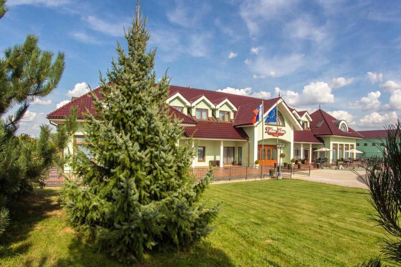 Hotel Viliam Frano Nitra Exteriér fotografie