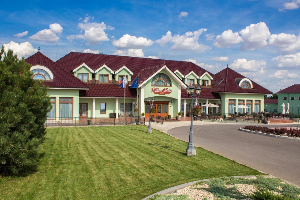 Hotel Viliam Frano Nitra Exteriér fotografie