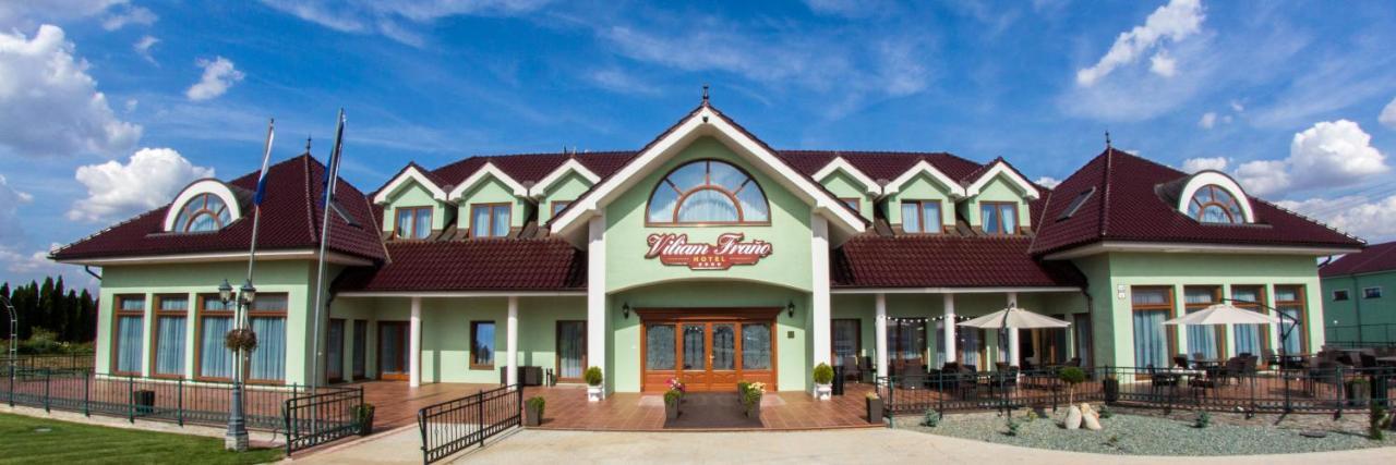 Hotel Viliam Frano Nitra Exteriér fotografie